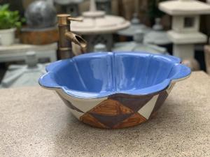 Lavabo gốm sứ