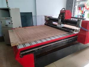 Máy cnc 1325 chuyên cắt quảng cáo giá rẻ bất ngờ