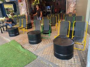 Bàn ghế xếp sắt cafe giá tốt
