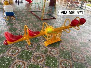 Bập bênh lò xo ngoài trời dành cho trẻ em vui chơi