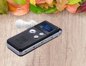 Máy ghi âm DVR AK-012/8Gb hàng giá rẻ, mẫu đẹp, loa phát lớn