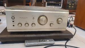 Amply Denon 2000 IV có khiển Jin theo máy.
