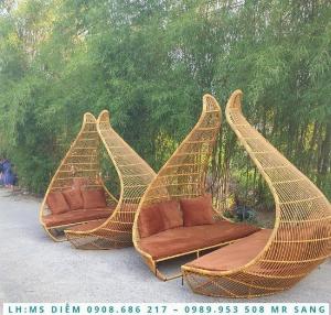 Giường tắm nắng thư giãn hồ bơi, sân vườn, resort Tp.HCM Hồng Gia Hân M414