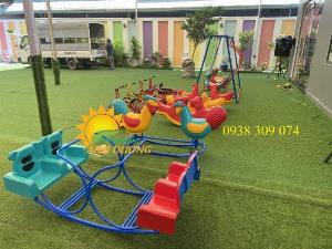 Bập bênh hình gấu 4 chỗ ngồi cho bé, khu vui chơi