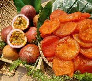 Hộp 350gr Chanh dây sấy dẻo nguyên trái nguyên chất