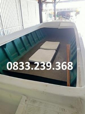 Cano composite 4m9 cao mạn nước.