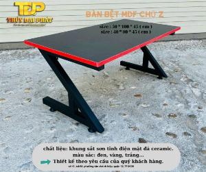 Bàn bệt chân sắt mặt gỗ