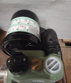 Máy bơm tăng áp nước nóng và lạnh 1,5A Shirai Nhật