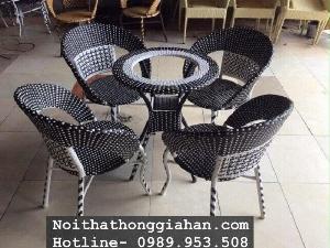 Bàn ghế cafe mây nhựa xịn xò Hồng Gia Hân M729