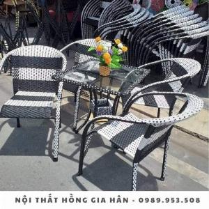 Bàn ghế cafe mây nhựa giá rẻ Hồng Gia Hân B82