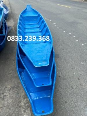 Giao thuyền composite, áo phao cho bà con ngày đầu tháng.