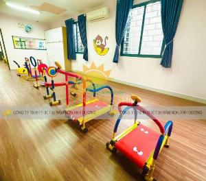 Bộ tập gym trẻ em cho trường mầm non, khu vui chơi, quán cafe