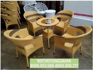 Bàn ghế cafe mây nhựa sang trọng giá rẻ Hồng Gia Hân B924