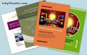 Phổ biến nhất của loại hình brochure này là loại gấp hai và gấp ba. Với gấp hai brochure có 4 mặt để in ấn thông tin hình ảnh cần giới thiệu, trong khi brochure gấp ba tận dụng được sáu mặt, giúp trình bày thành nhiều mục hơn.