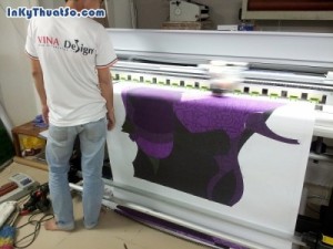 In tranh nghệ thuật trừu tương với chất liệu silk tại Tp.HCM