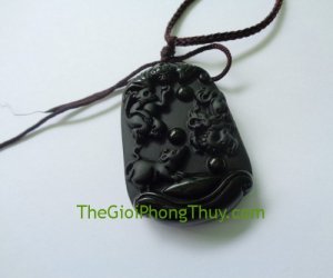 Hóa giải vận tuổi không tốt, may mắn về tài lộc và phát triển sự nghiệp.