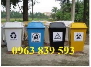 Thùng rác ngoài trời