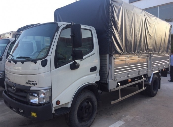 Đánh giá xe tải Hino 5 tấn nhập khẩu Nhật Bản