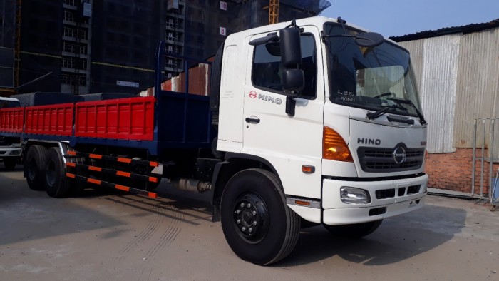 Bảng giá xe tải Hino 16 tấn tại TPHCM