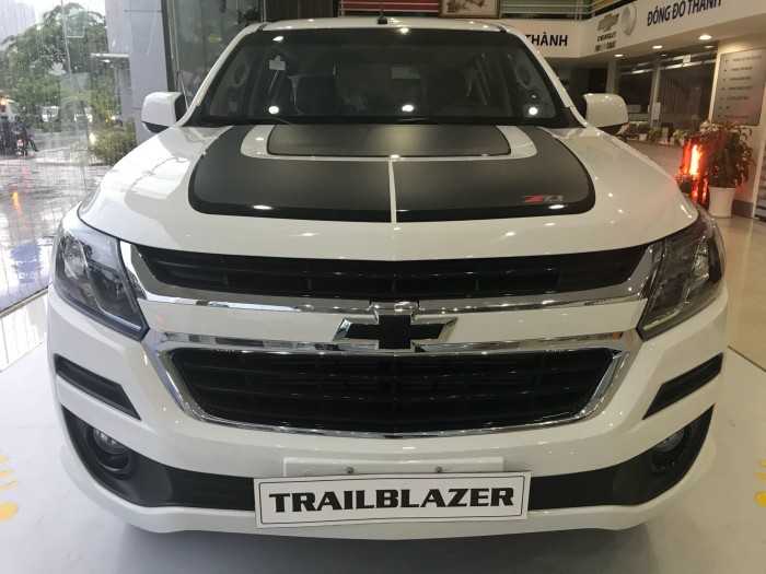 Mua trả góp xe Chevrolet Trailblazer tại TPHCM