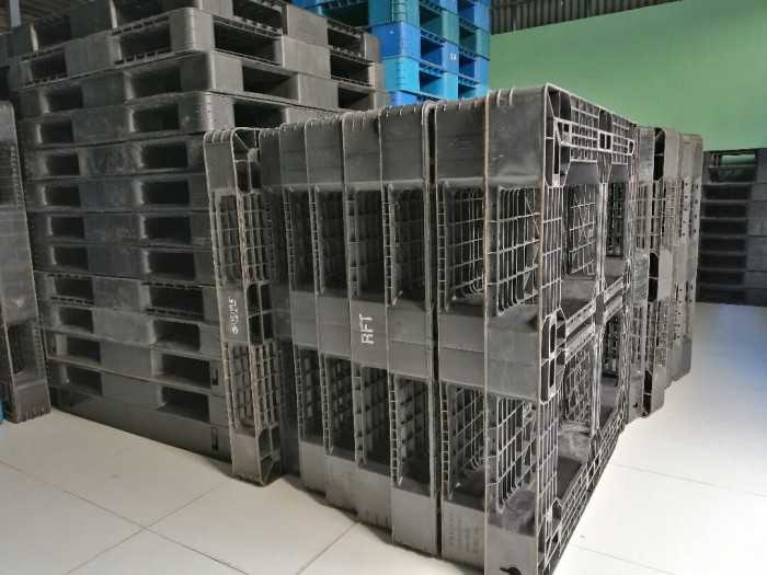 Các loại kích thước pallet nhựa cũ phổ biến cho kho xưởng - Xem so sánh giá pallet nhựa cũ đa dạng kích thước từ nhiều người bán trên MXH MuaBanNhanh